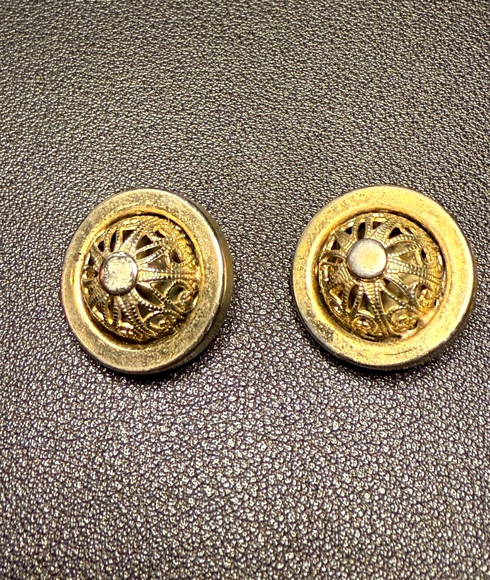 Vintage Large Gold Tone Filigree Button Clip-on Earrings Statement Retro MCM